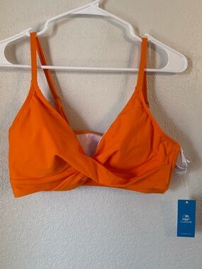 CUPSHE Orange Bikini Set Twist Front High Waisted Medium NWT